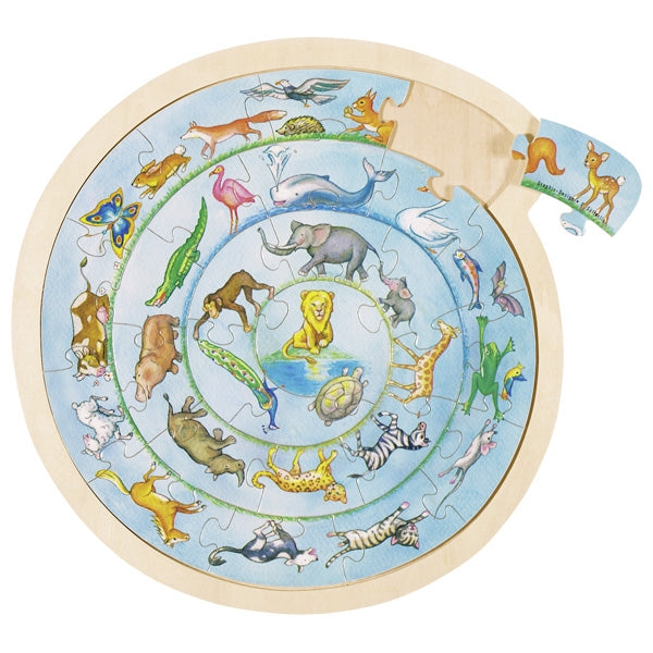 Circular animal puzzle with wooden frame 